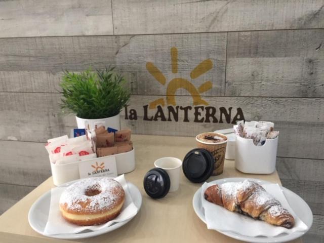 Albergo Ristorante Bar Pizzeria La Lanterna Santi Cosma e Damiano Extérieur photo